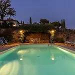 Villa Treggiaia 12&2, Emma *