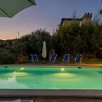Villa Treggiaia 12&2, Emma *
